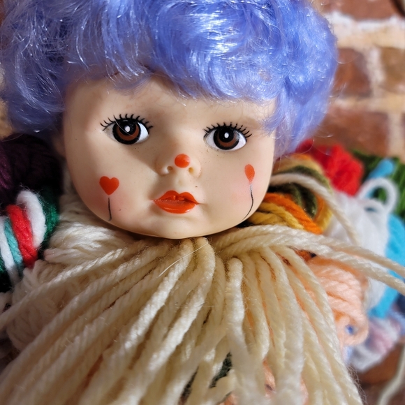 VINTAGE 60s 70s Large Hand Made Crochet Yarn Hanging Trapeze Circus Clown - Picture 3 of 7